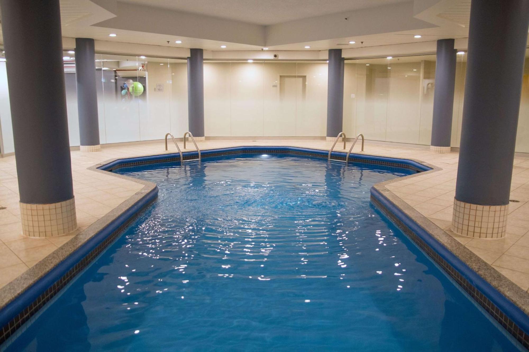 מלון Hilton Montreal/לאוול מראה חיצוני תמונה